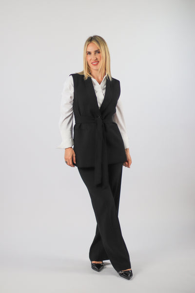Gilet En Noire avec col