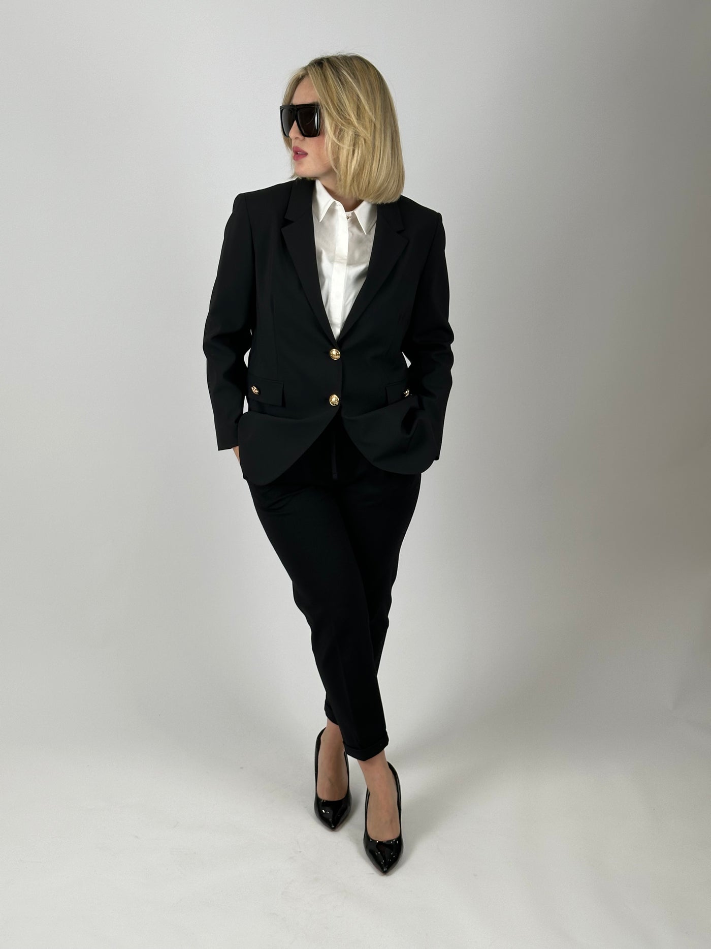 Veste Noir avec boutons, Pantalon Noir