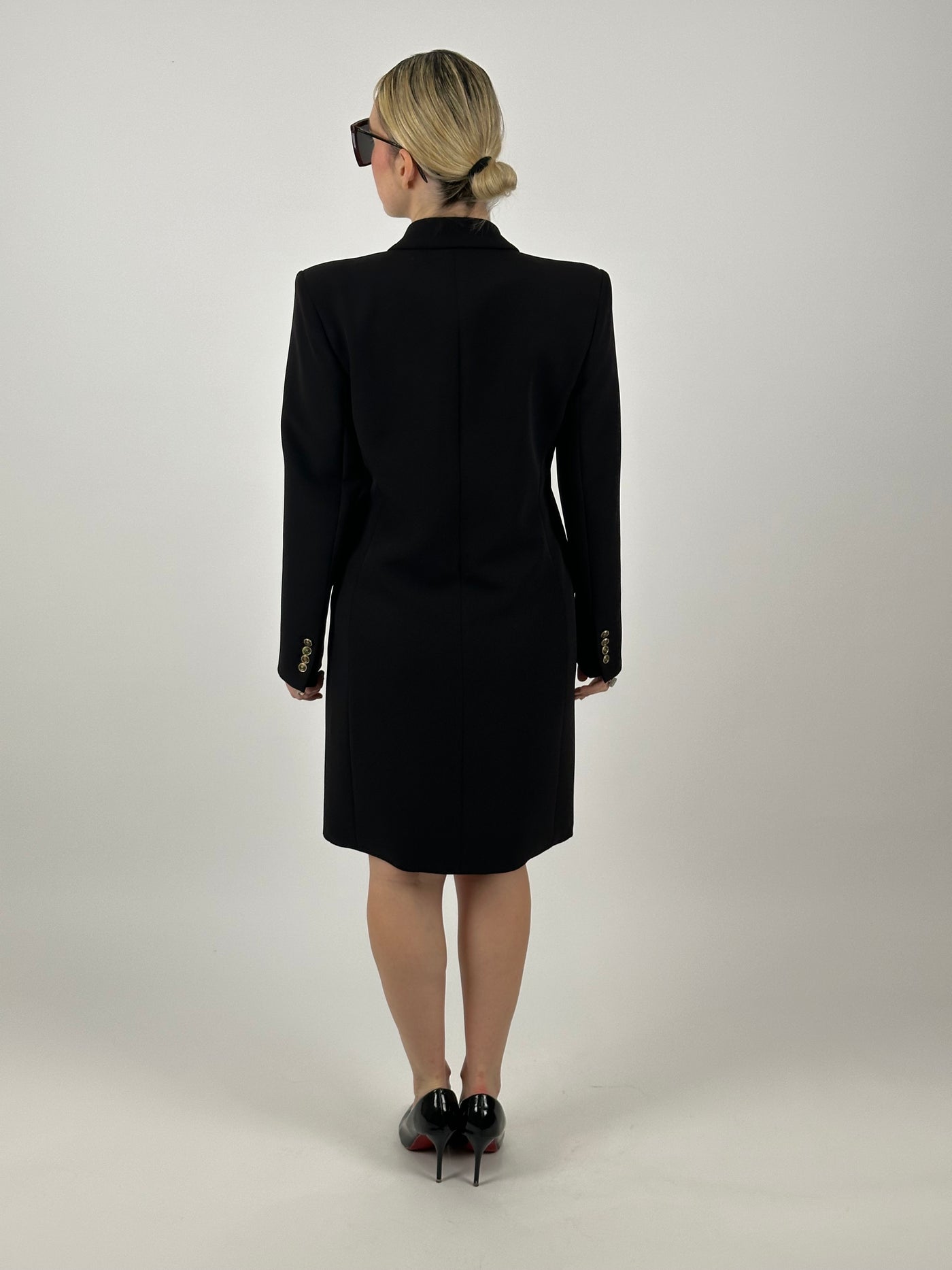 Veste robe croisée avec boutonnage doré